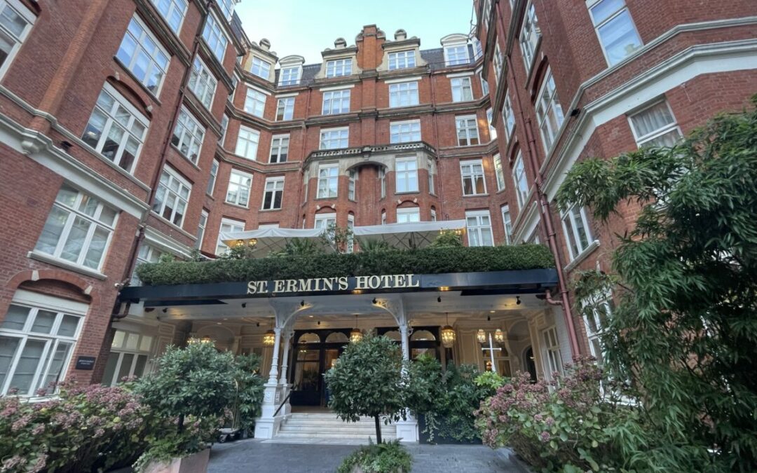 St. Ermin’s Hotel: Discover the Intrigue and Splendor of this 4-Star Luxury Hotel in Central London